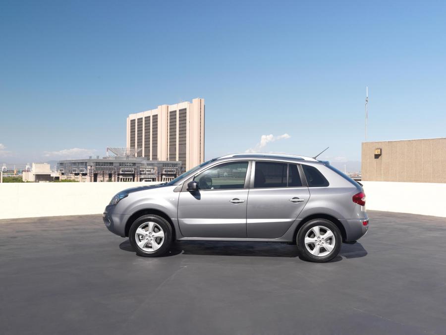  Renault Koleos 2008 года  (фото 87 из 188)